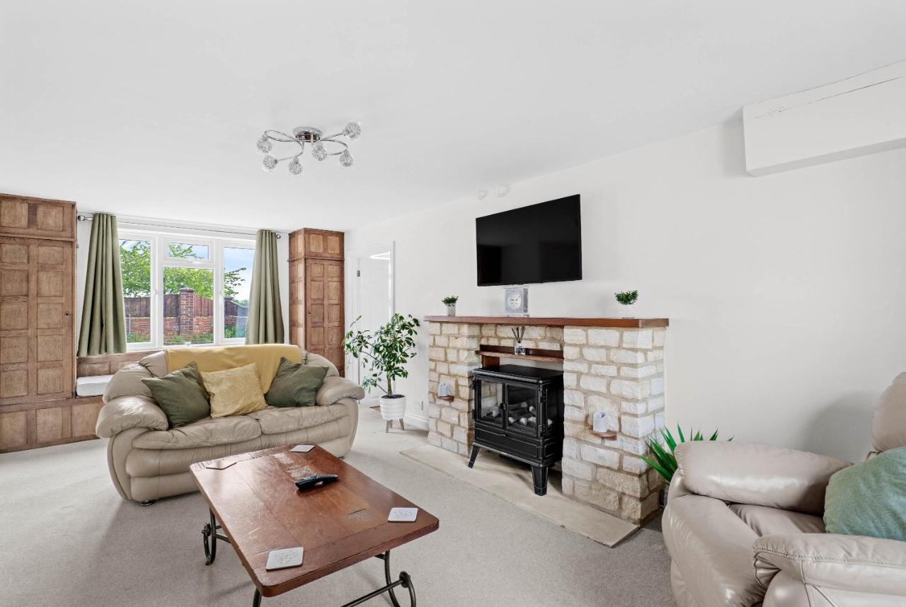 Wheelbarrow Cottage Bengeworth Экстерьер фото