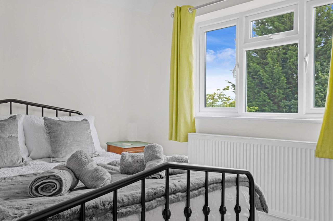 Wheelbarrow Cottage Bengeworth Экстерьер фото
